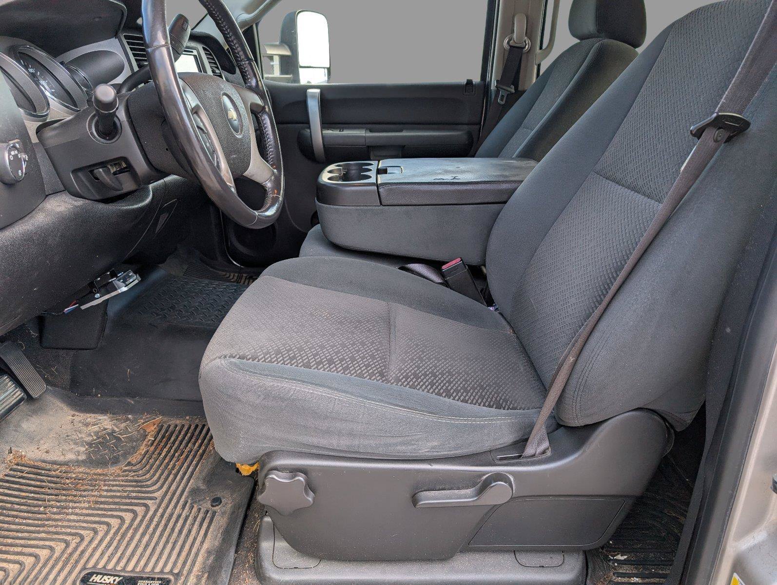 Used 2007 Chevrolet Silverado 2500 LT w/ Suspension Package, Off-Road AWD/4WD image 14