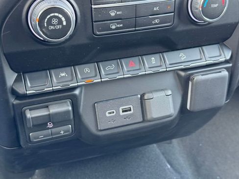 New 2026 Chevrolet Silverado 1500 Custom Trail Boss w/ Dark Appearance Package AWD/4WD image 17