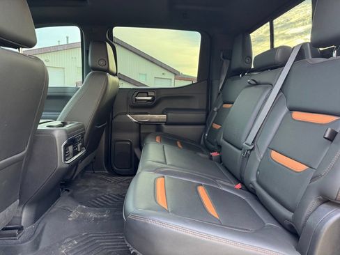 Used 2020 GMC Sierra 1500 AT4 w/ AT4 Premium Package AWD/4WD image 5