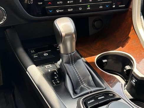 Used 2018 Lexus RX 350 FWD w/ Premium Package image 17