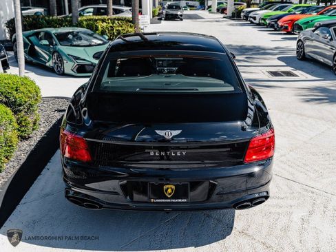Used 2024 Bentley Flying Spur V8 AWD/4WD image 4