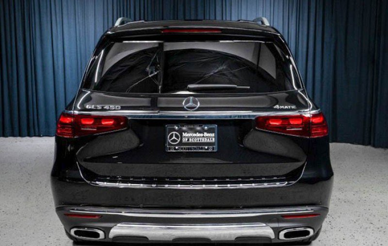 Certified 2026 Mercedes-Benz GLS 450 4MATIC image 5