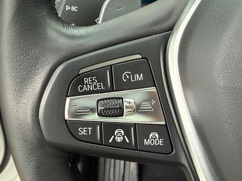Used 2021 BMW 330i xDrive Sedan AWD/4WD image 16