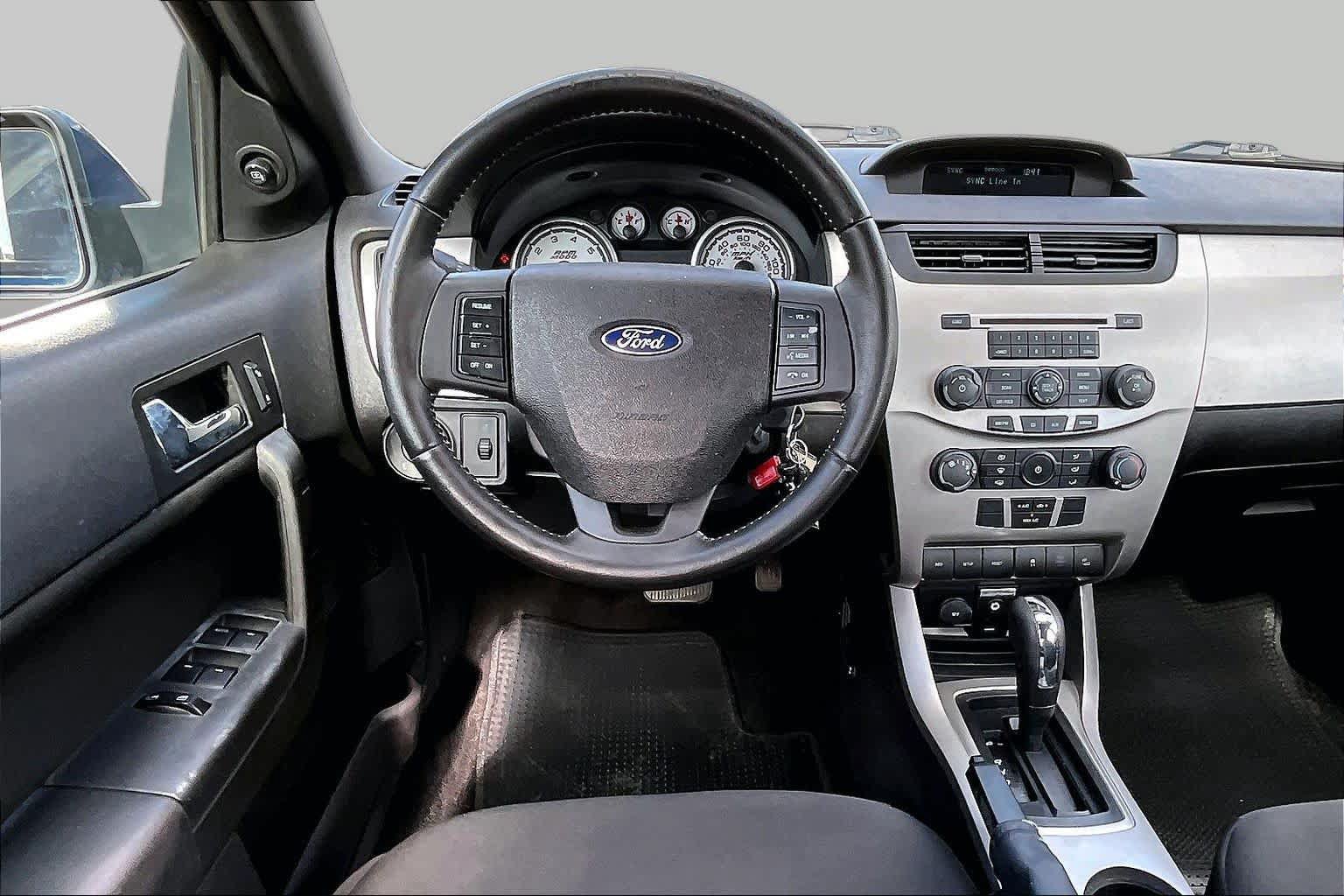 Used 2009 Ford Focus SES FWD image 5