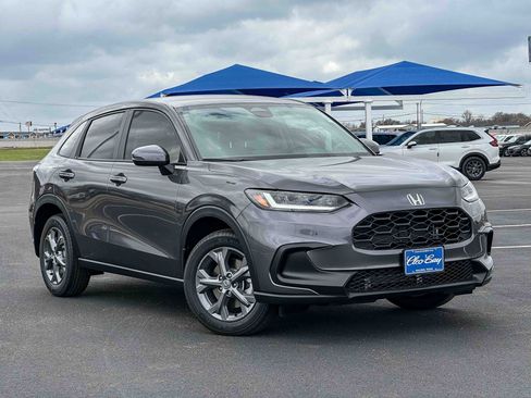 New 2026 Honda HR-V LX image 2