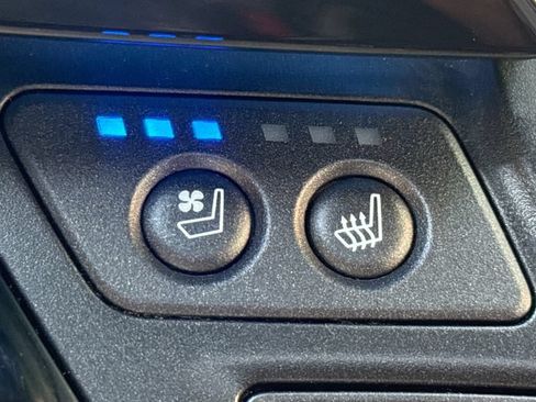 Used 2018 Honda Odyssey Elite image 42