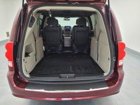 Used 2018 Dodge Grand Caravan SXT FWD image 29