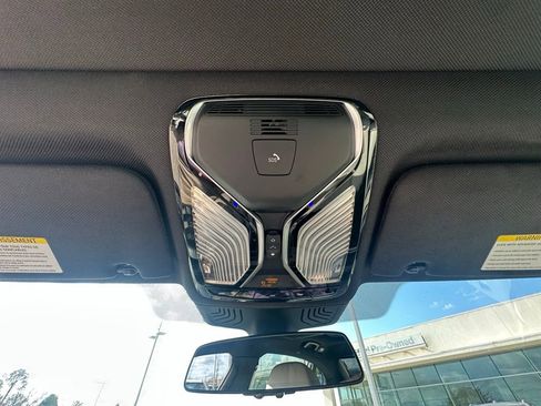 Used 2019 BMW 750i w/ Executive Package image 18