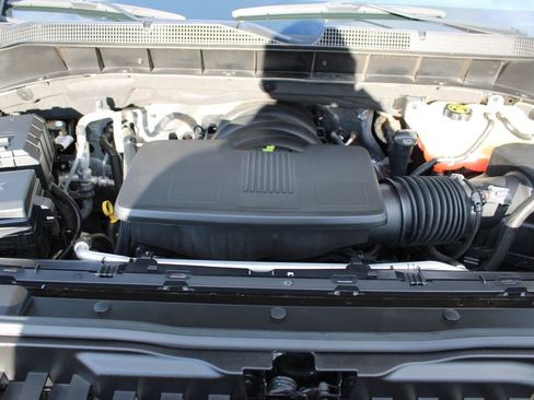 Used 2024 Chevrolet Silverado 1500 LTZ image 40