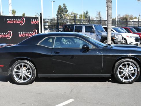 Used 2023 Dodge Challenger GT image 9