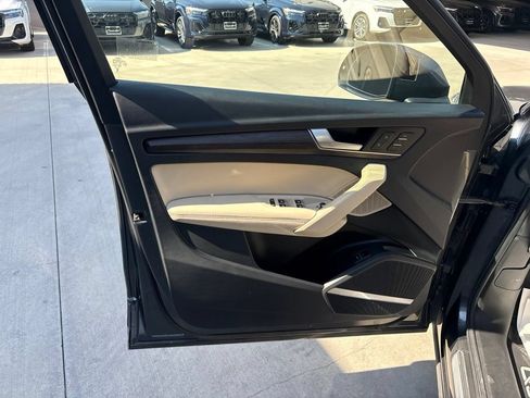 Used 2023 Audi Q5 2.0T Prestige AWD/4WD image 10
