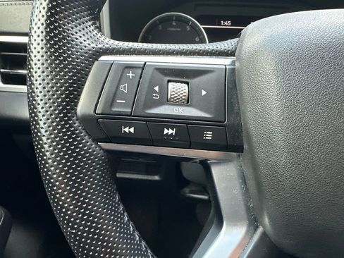 Used 2022 Mitsubishi Outlander SE image 17