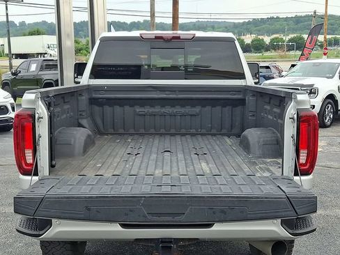 Used 2022 GMC Sierra 2500 Denali w/ Denali Ultimate Package AWD/4WD image 28