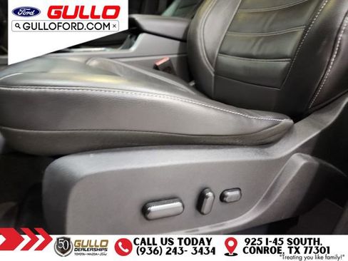 Used 2017 Ford Escape Titanium image 22