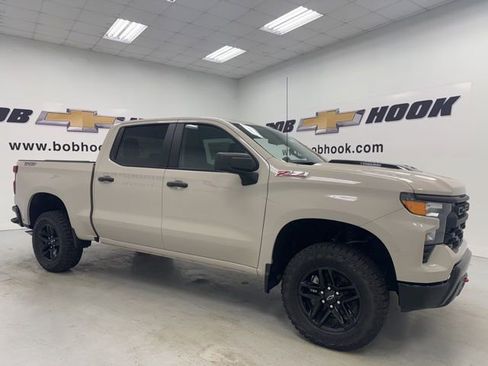 New 2026 Chevrolet Silverado 1500 Custom Trail Boss AWD/4WD image 3