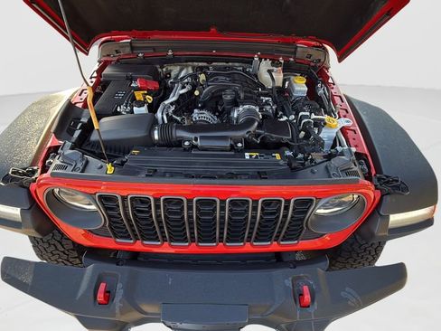 Used 2024 Jeep Wrangler Unlimited Rubicon image 20