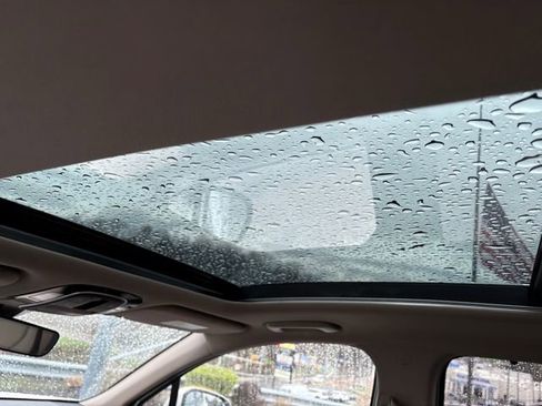 Used 2022 Hyundai Santa Fe SEL w/ Convenience + Premium Package image 12