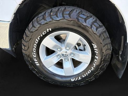 Used 2019 RAM 1500 Tradesman w/ Chrome Plus Package AWD/4WD image 11