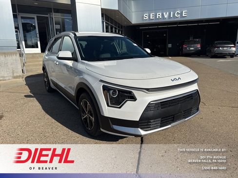New 2025 Kia Niro EX w/ EX Cold Weather Package image 1