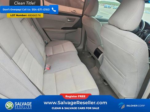 Used 2016 Toyota Camry LE image 13