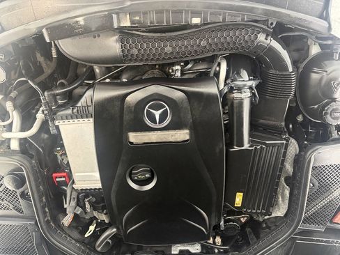 Used 2015 Mercedes-Benz C 300 4MATIC Sedan image 27
