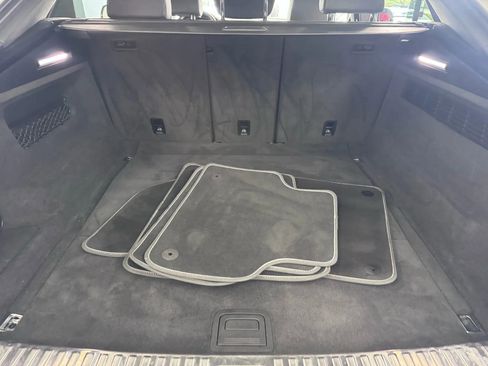 Used 2019 Audi Q8 Premium w/ Convenience Package image 19