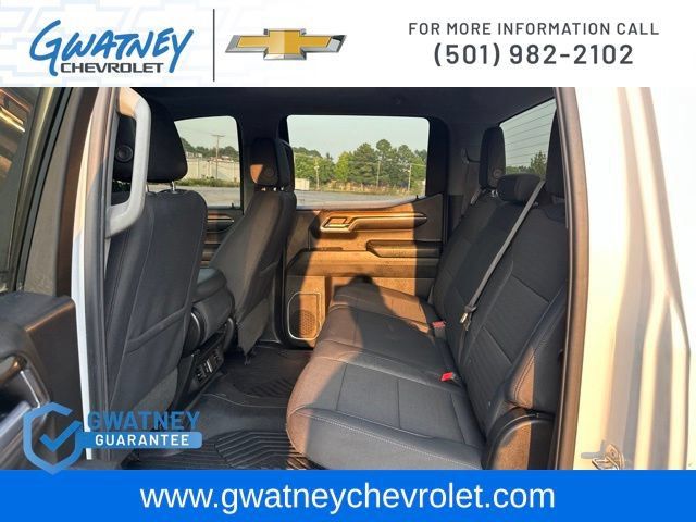 Used 2024 Chevrolet Silverado 1500 RST w/ Z71 Off-Road Package AWD/4WD image 25