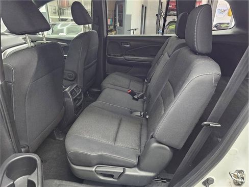 Used 2019 Honda Passport Sport image 11