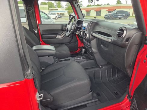 Used 2016 Jeep Wrangler Sport AWD/4WD image 11