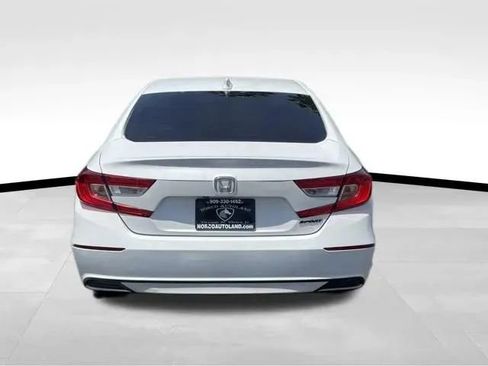 Used 2018 Honda Accord LX image 5