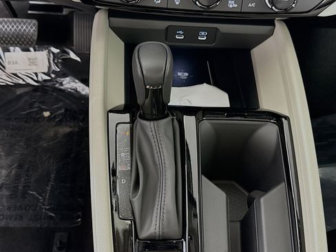 New 2025 Honda Accord EX-L image 17