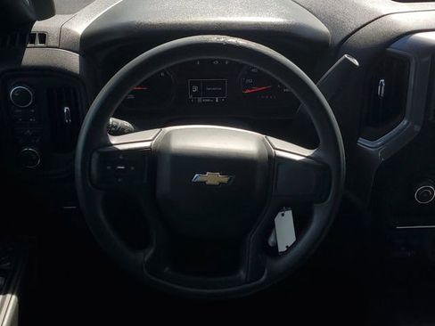 Certified 2020 Chevrolet Silverado 1500 Custom w/ Custom Value Package AWD/4WD image 12