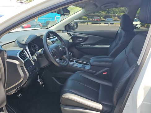 Used 2023 Nissan Murano SV w/ SV Midnight Edition Package AWD/4WD image 5