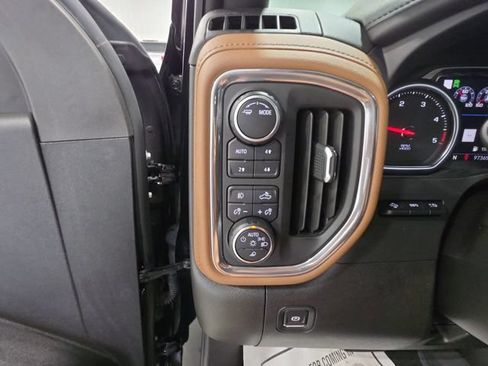 Used 2021 Chevrolet Silverado 3500 High Country w/ Z71 Off-Road Package AWD/4WD image 19