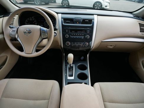 Used 2015 Nissan Altima 2.5 S FWD image 13