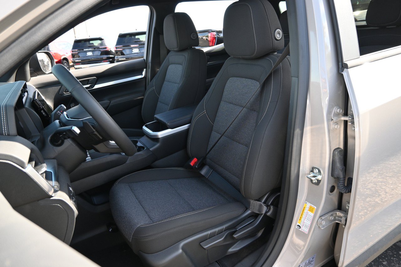 New 2027 GMC Terrain Elevation AWD/4WD image 18