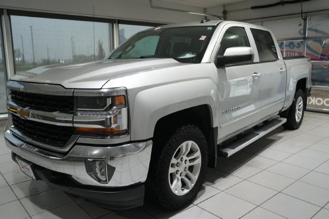 Used 2018 Chevrolet Silverado 1500 LT w/ All Star Edition AWD/4WD image 5