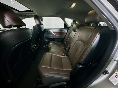 Used 2018 Lexus RX 350L w/ Premium Package image 30