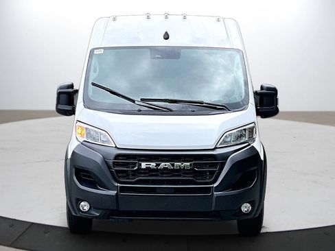 Used 2024 RAM ProMaster 2500 w/ Convenience Group FWD image 3
