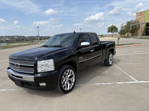 Used 2011 Chevrolet Silverado 1500 LT w/ Texas Edition RWD image 1
