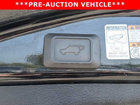 Used 2017 Toyota RAV4 XLE image 13