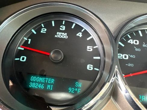 Used 2013 Chevrolet Silverado 1500 LT w/ All-Star Edition AWD/4WD image 7