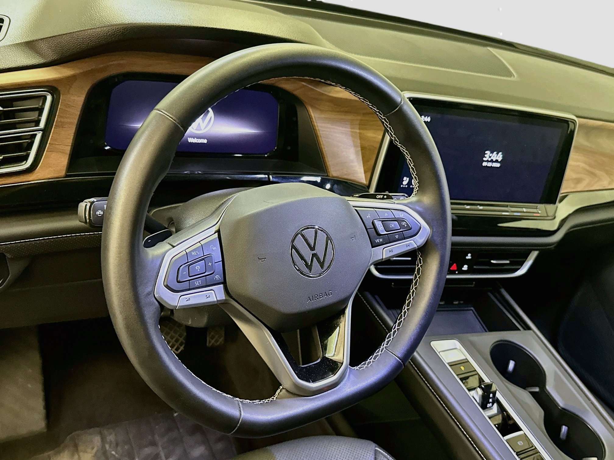 Used 2026 Volkswagen Atlas SE AWD/4WD image 18