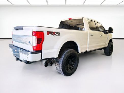 Used 2019 Ford F250 Platinum image 4