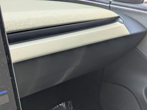 Used 2024 Tesla Model 3 Standard Range RWD image 29