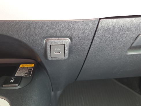 Used 2025 Toyota Corolla XSE FWD image 24