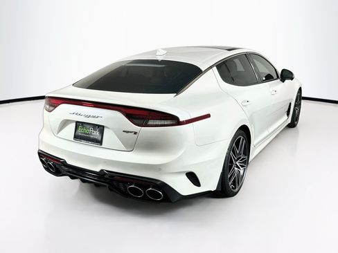 Used 2022 Kia Stinger GT2 RWD image 9