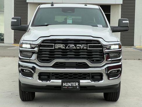 New 2026 RAM 2500 Big Horn AWD/4WD image 10