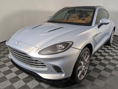 Used 2021 Aston Martin DBX AWD/4WD image 1