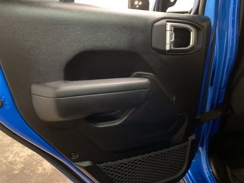 Used 2024 Jeep Wrangler Unlimited image 66